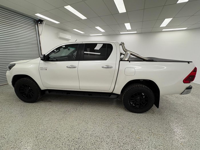2020 Toyota Hilux SR5 GUN126R 4X4 Dual Range White