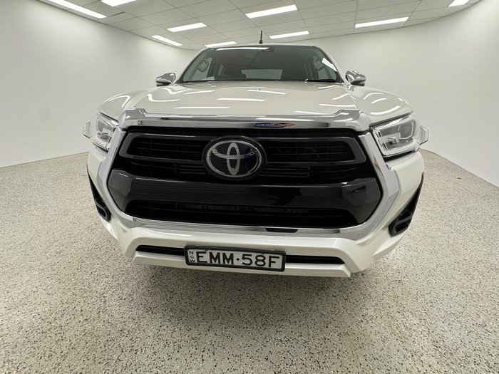 2020 Toyota Hilux SR5 GUN126R 4X4 Dual Range White