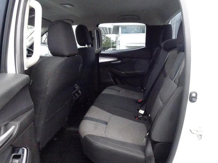 2023 Mazda BT-50 XT TF 4x2 Ice White