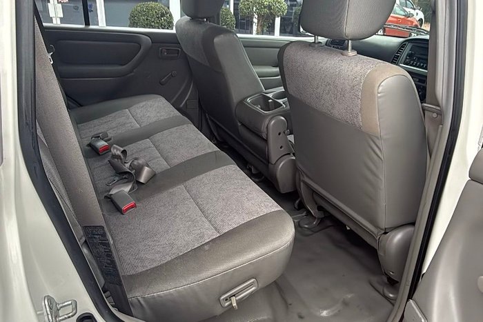 2005 Toyota Landcruiser Standard