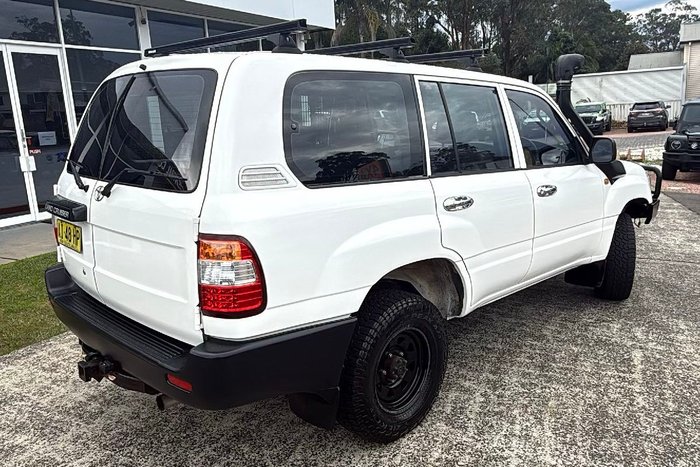 2005 Toyota Landcruiser Standard