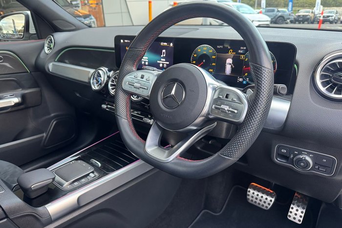 2022 Mercedes-Benz GLB-Class GLB200