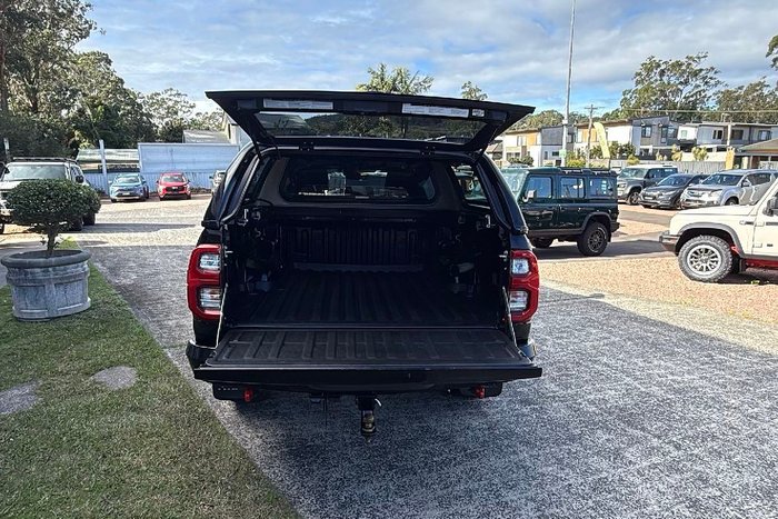 2020 Toyota Hilux Rugged X