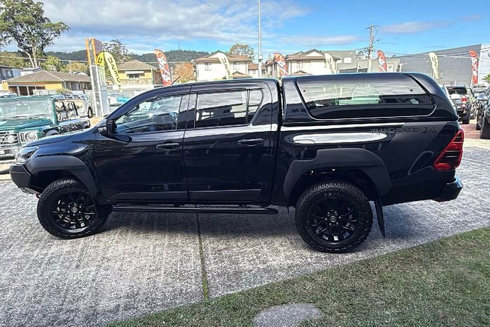 2020 Toyota Hilux Rugged X
