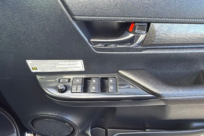 2020 Toyota Hilux Rugged X