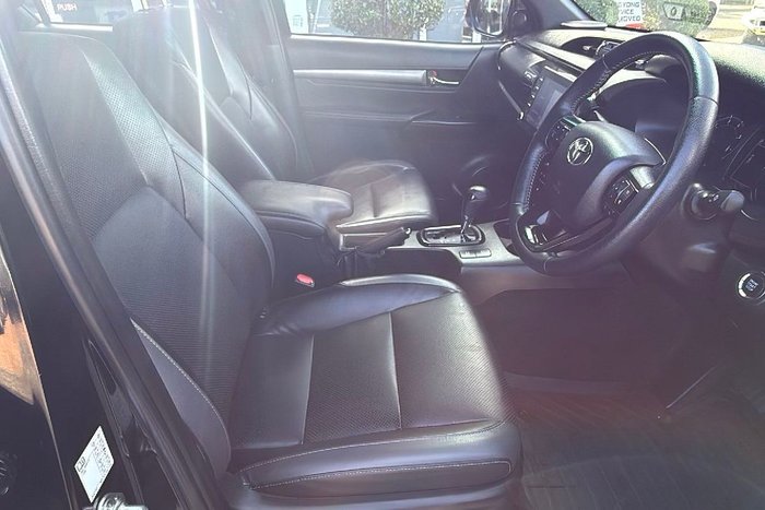 2020 Toyota Hilux Rugged X