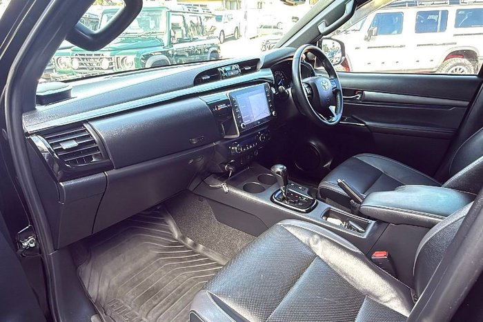 2020 Toyota Hilux Rugged X