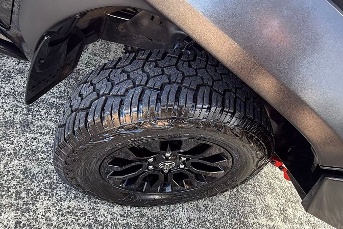 2020 Toyota Hilux Rugged X