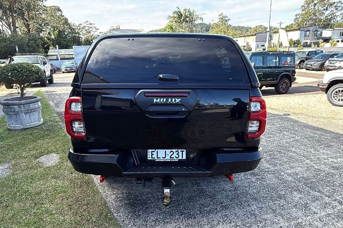 2020 Toyota Hilux Rugged X