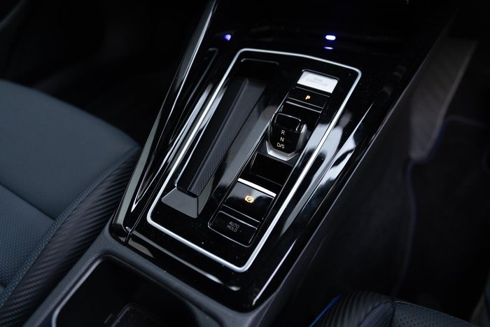 2025 Volkswagen Golf R
