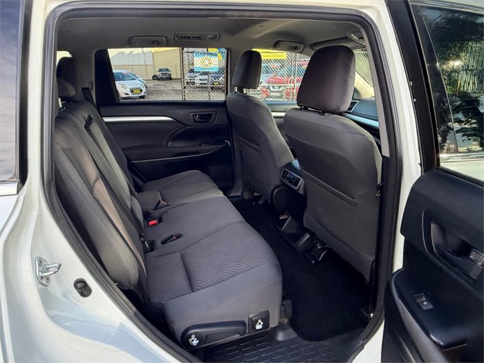 2017 TOYOTA KLUGER GX (4x2)