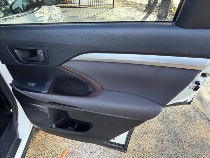 2017 TOYOTA KLUGER GX (4x2)