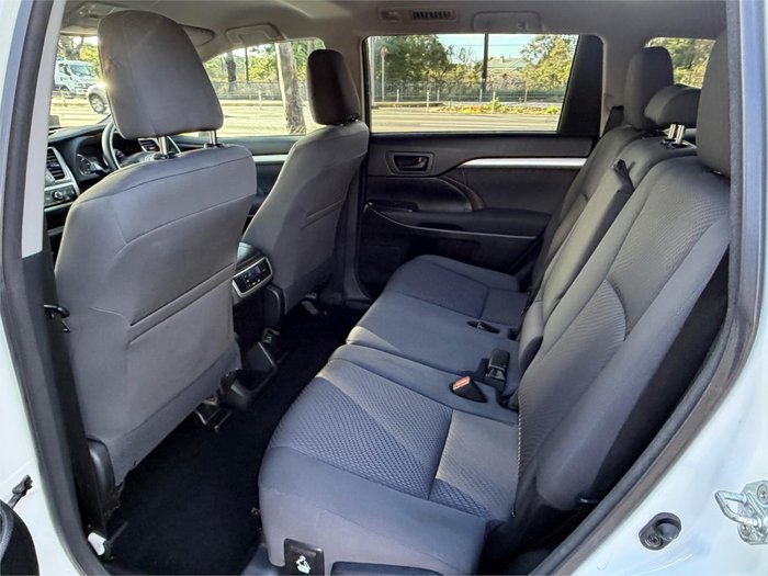2017 TOYOTA KLUGER GX (4x2)