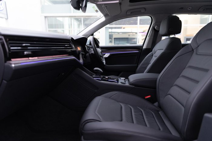 2025 Volkswagen Touareg 170TDI