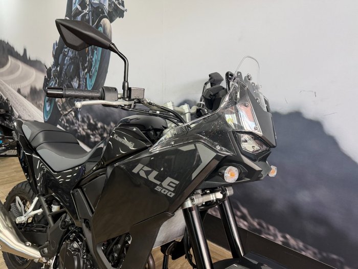 2026 Kawasaki KLE 500 KLE500CTFNW Black