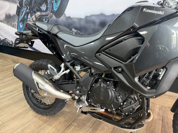 2026 Kawasaki KLE 500 KLE500CTFNW Black