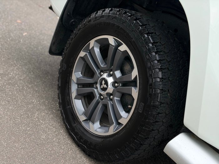 2021 Mitsubishi Triton GLS