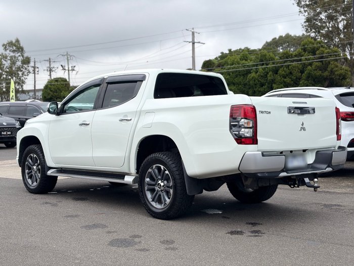 2021 Mitsubishi Triton GLS