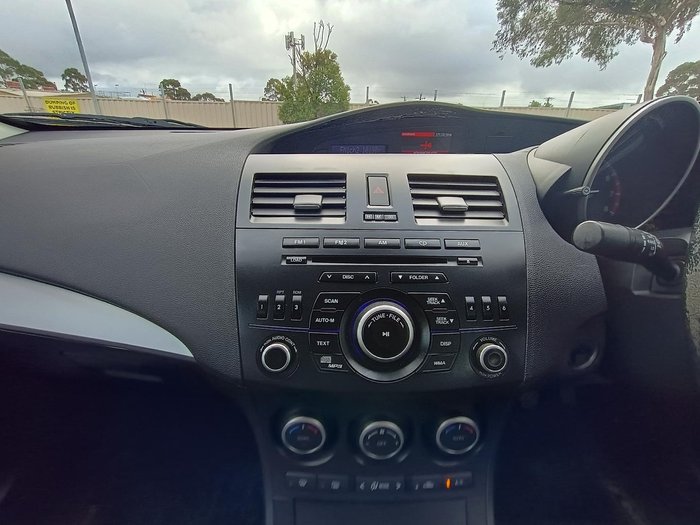 2012 Mazda 3 SP25