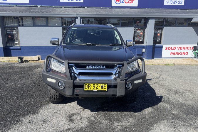 2018 ISUZU MU-X LS-T (4x4)