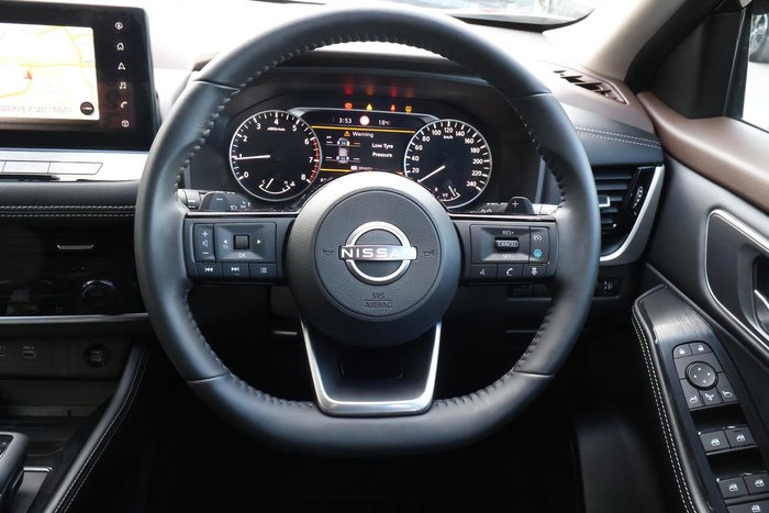 2025 Nissan X-TRAIL ST-L