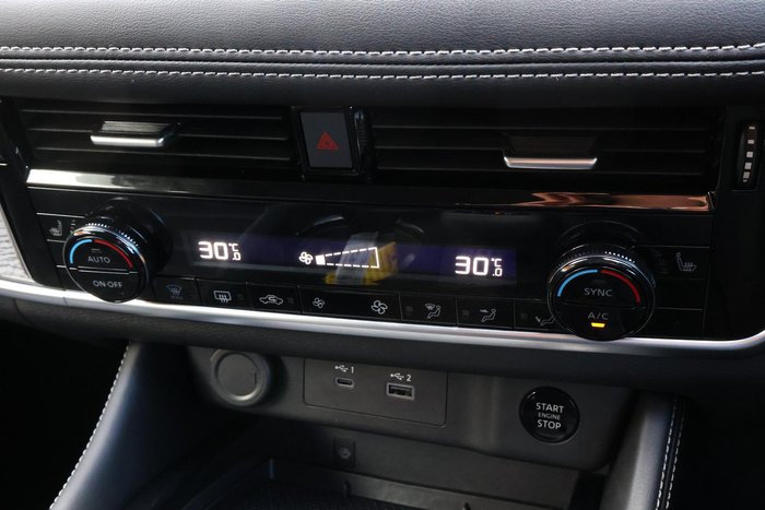 2025 Nissan X-TRAIL ST-L