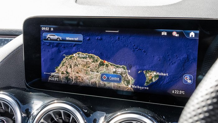 2025 Mercedes-Benz GLA-Class GLA250 e with EQ hybrid technology