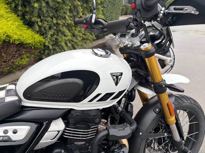 2025 Triumph SCRAMBLER 400 X