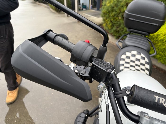 2025 Triumph SCRAMBLER 400 X