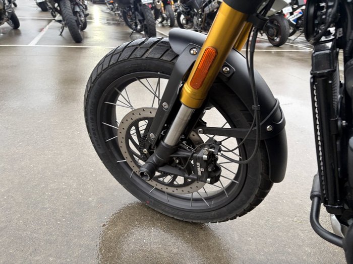 2025 Triumph SCRAMBLER 400 X
