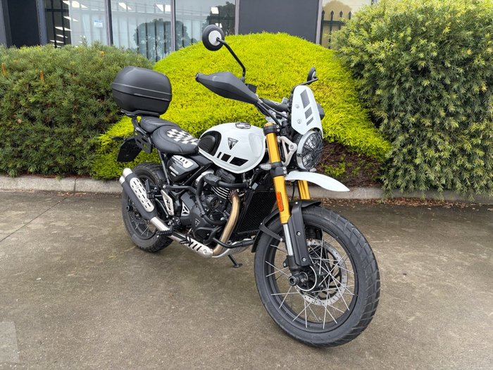 2025 Triumph SCRAMBLER 400 X