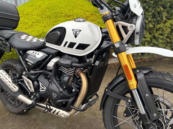 2025 Triumph SCRAMBLER 400 X