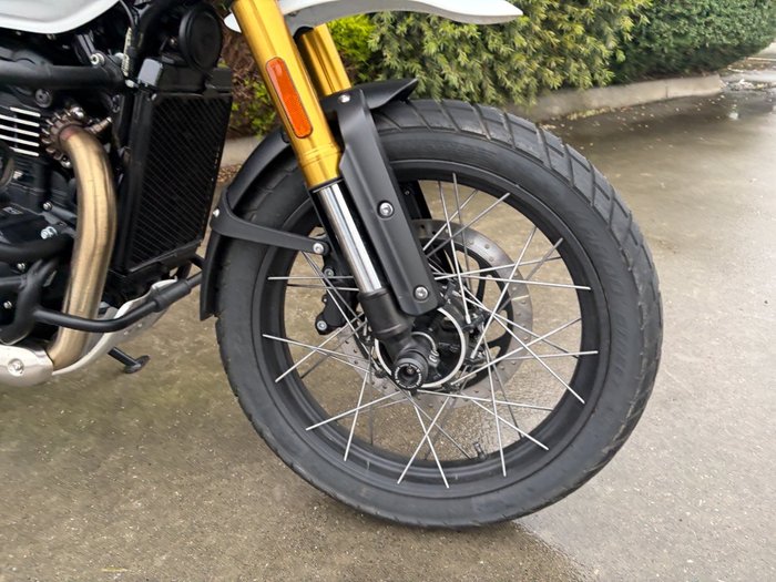 2025 Triumph SCRAMBLER 400 X