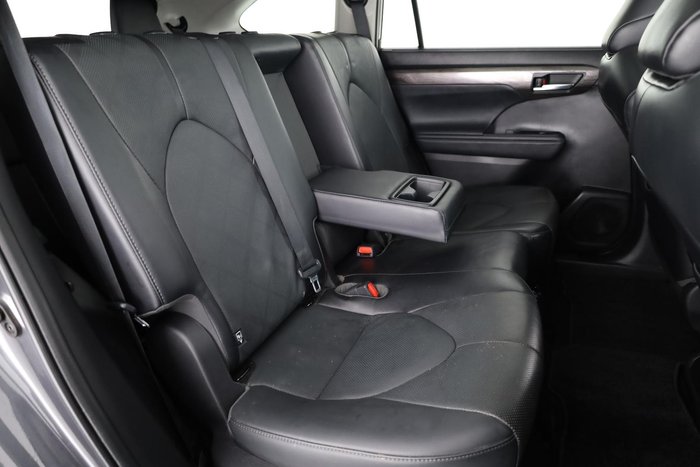 2022 Toyota Kluger Grande