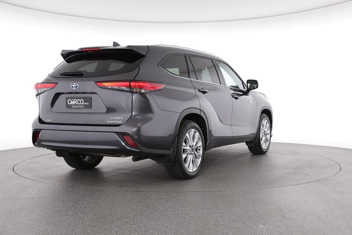2022 Toyota Kluger Grande