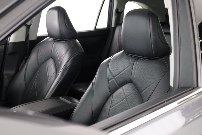 2022 Toyota Kluger Grande