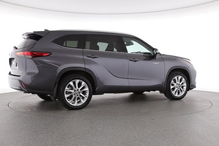 2022 Toyota Kluger Grande
