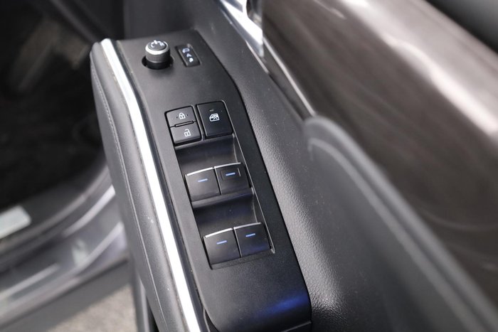2022 Toyota Kluger Grande