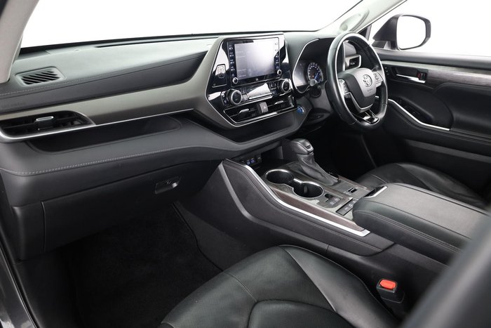 2022 Toyota Kluger Grande