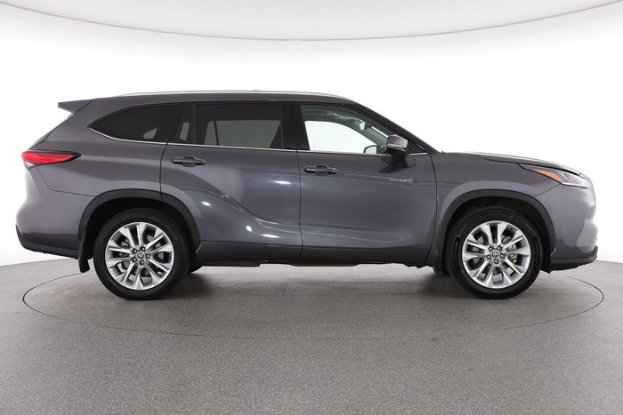 2022 Toyota Kluger Grande