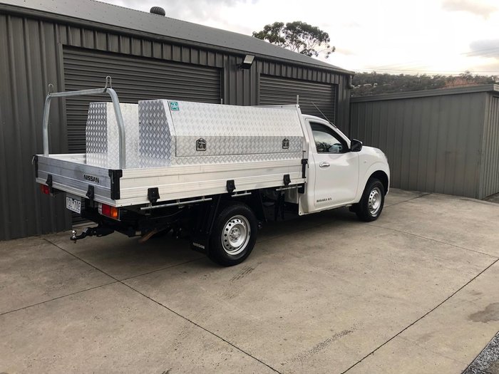 2019 Nissan Navara RX