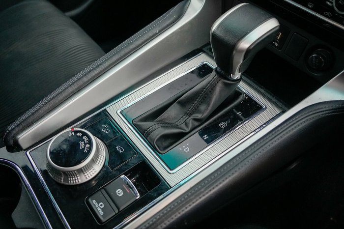 2021 Mitsubishi Pajero Sport GLX