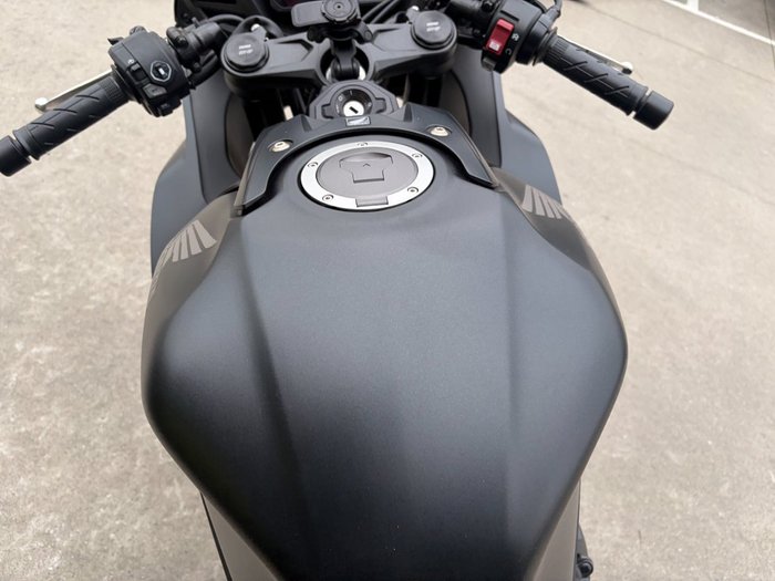 2025 Honda CBR650R Black