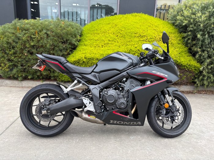 2025 Honda CBR650R Black