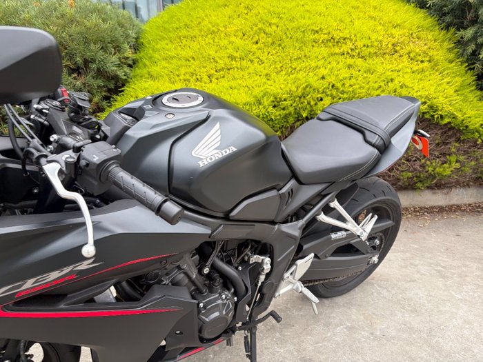 2025 Honda CBR650R Black