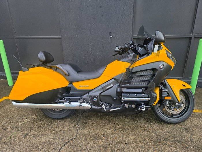 2014 Honda GOLDWING F6B YELLOW