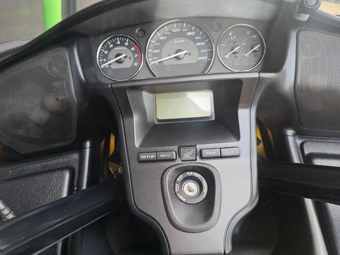 2014 Honda GOLDWING F6B YELLOW