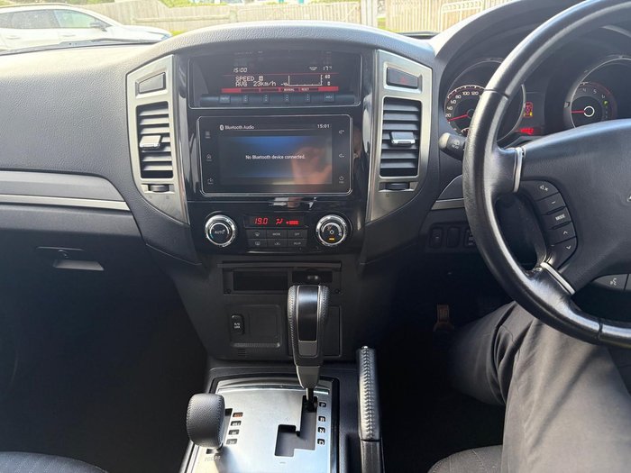 2020 Mitsubishi Pajero GLX