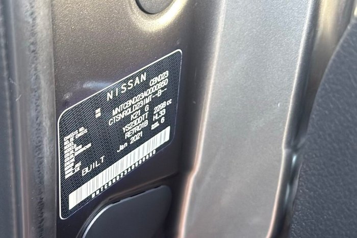 2021 Nissan Navara SL