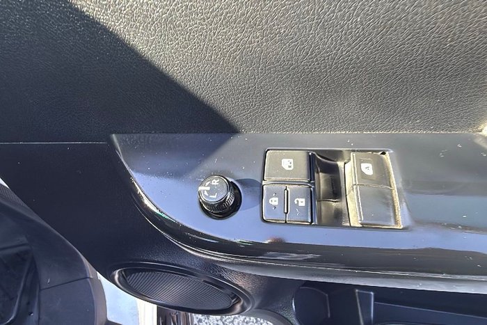 2018 Toyota Hilux SR